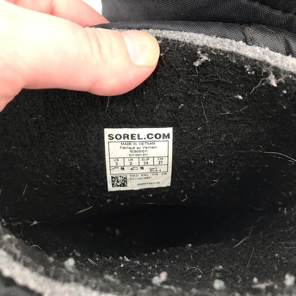 Sorel black pull-on logo boys winter boots - Picture 6 of 9